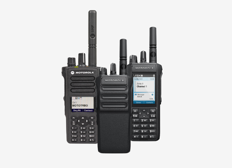 The-difference-between-MOTOTRBO-DP4000e-and-R7-two-way-radios